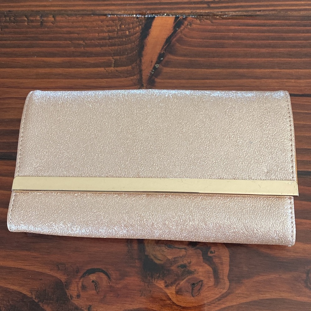 Clutch wallet